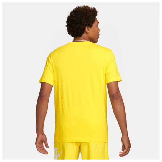 Nike Ανδρική κοντομάνικη μπλούζα Sportswear Club Nike Ανδρική κοντομάνικη μπλούζα Sportswear Club